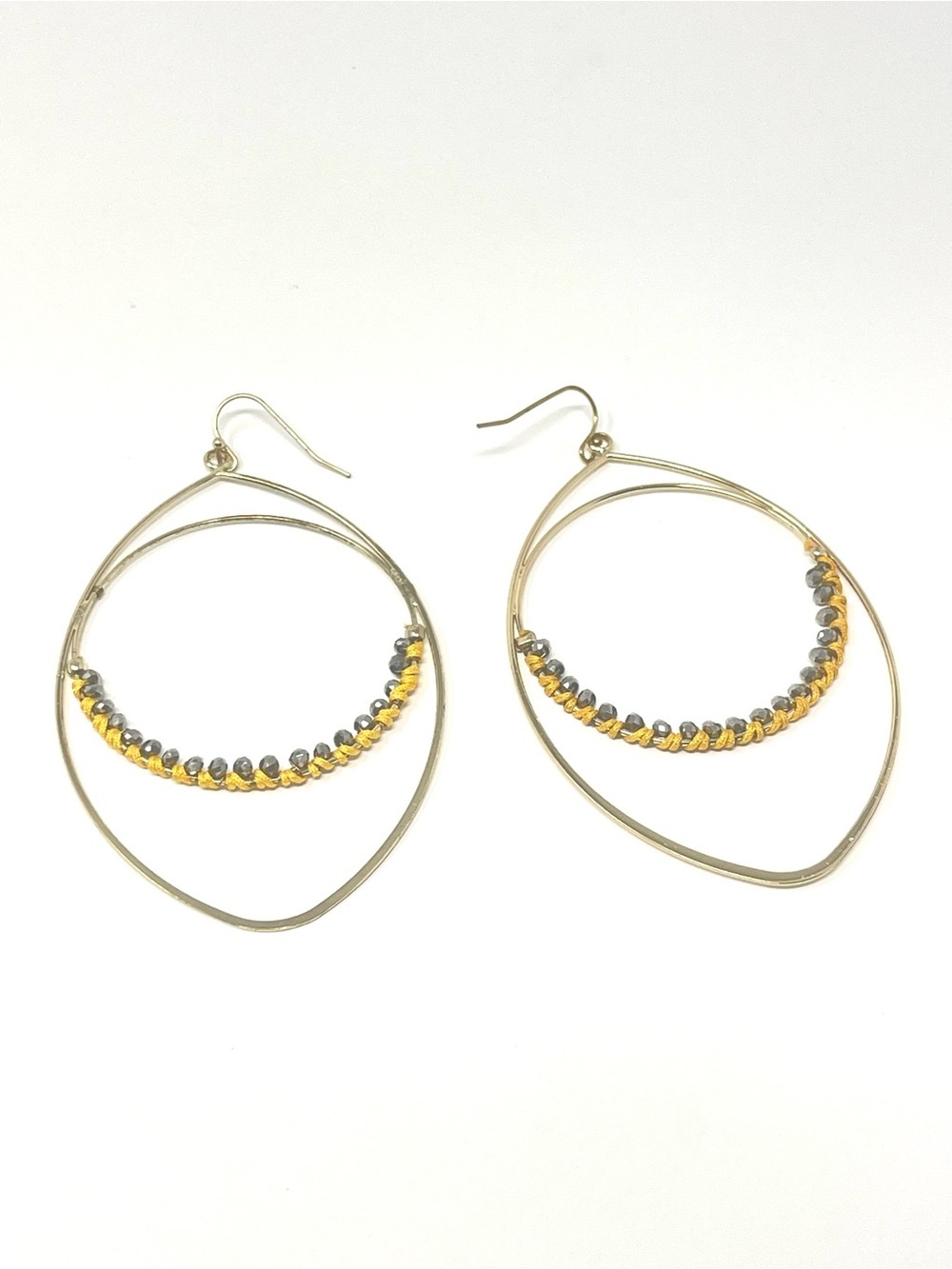 New Anthropologie Hoop Beaded Earrings Gold - Picture 2 of 4